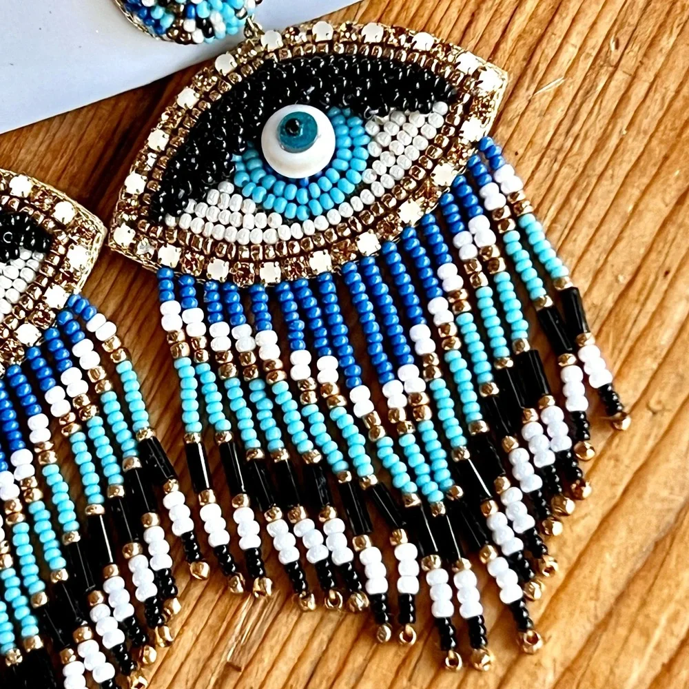 NWT Deepa Gurnani Beaded Fringe Chandeliers - Picture 13 of 16